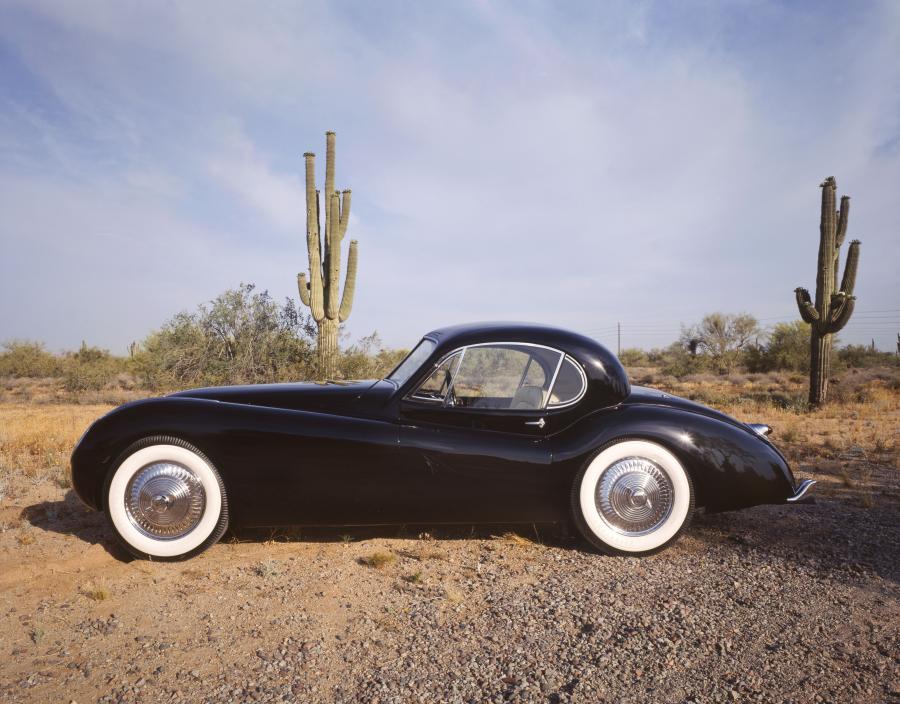  Jaguar XK120 M Fixed Head Coupe 1953 года  (фото 1 из 4)